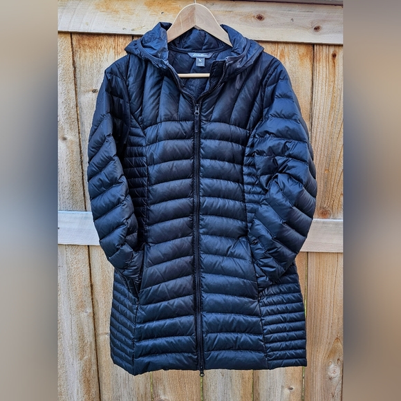 Eddie Bauer, Astoria Hooded Down Parka. Women's L. - Picture 5 of 9
